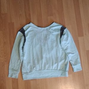 Long sleeve top
